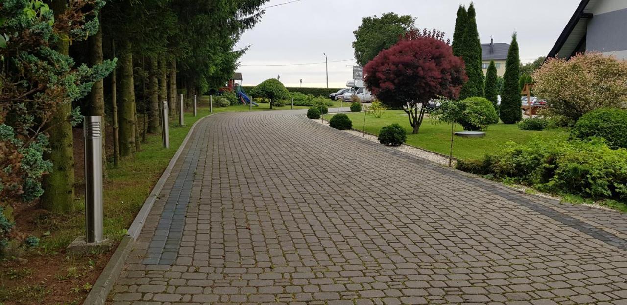 Motel Domowy Gosciniec Łomża Buitenkant foto